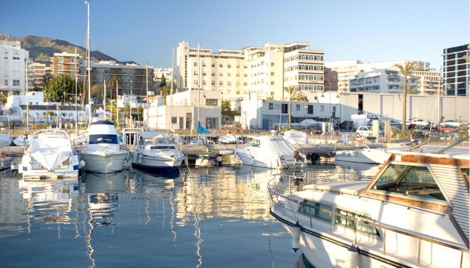 Cozy 2-Bed 2-Bathroom Apartment In Marbella Town Centre Екстериор снимка