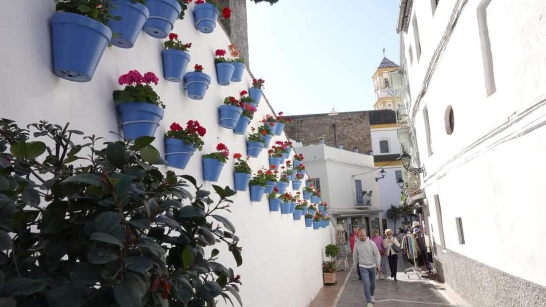 Cozy 2-Bed 2-Bathroom Apartment In Marbella Town Centre Екстериор снимка