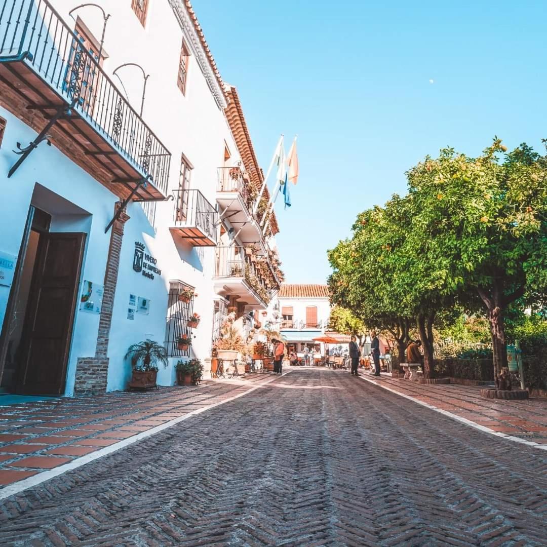 Cozy 2-Bed 2-Bathroom Apartment In Marbella Town Centre Екстериор снимка